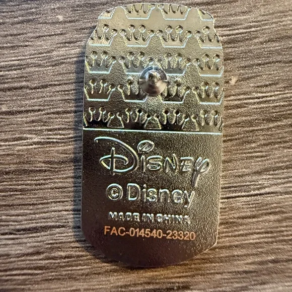 LOUNGEFLY • Disney Princess Soda Blind Box Enamel Pin - Picture 3 of 7